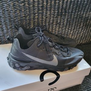 Nike React Sneakers